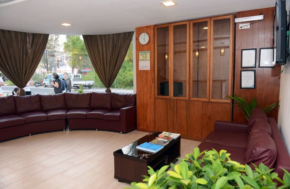 Express Inn - View 13