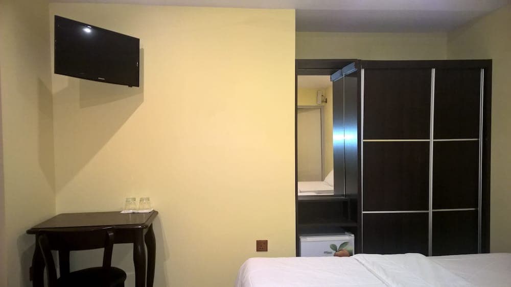 Crystalline Residence at Rasdhoo Island - View 2