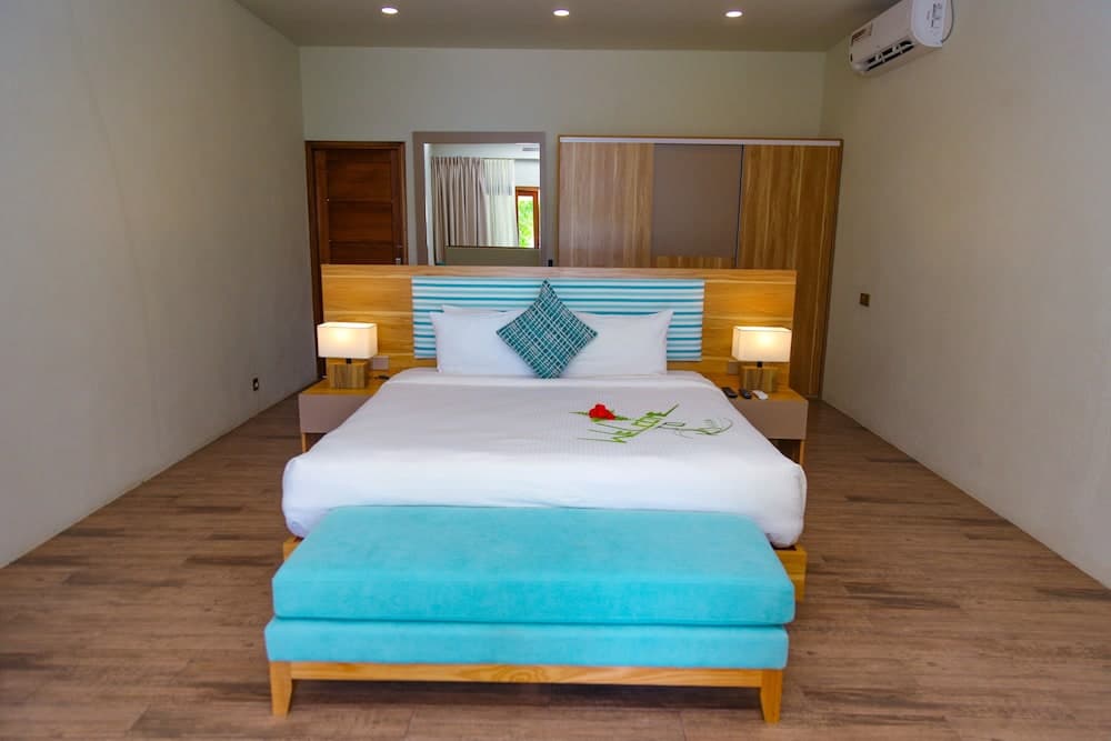 Rahaa Resort Maldives - View 77