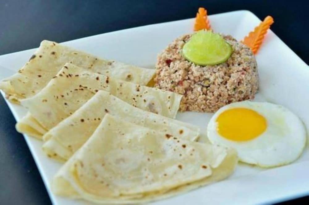 Local Island Inn - View 40