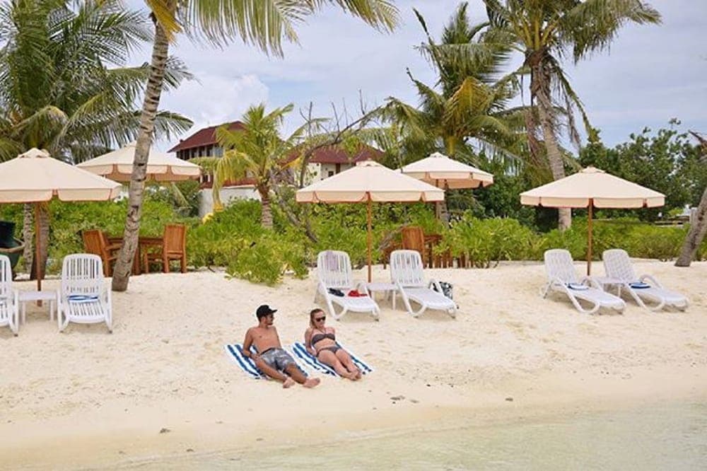 Araamu Hotels Maldives - View 103