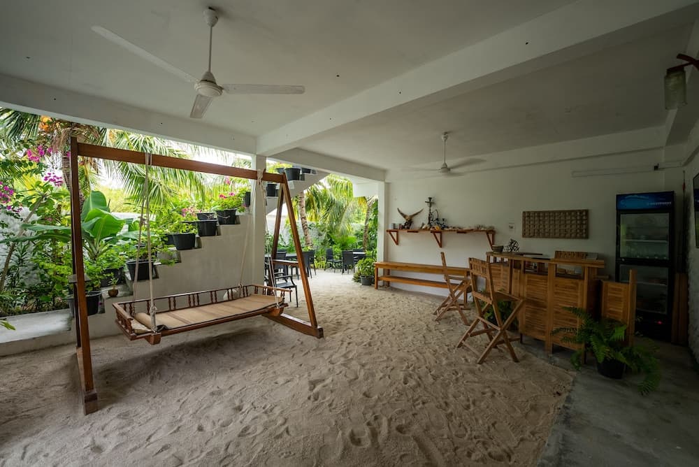 Island Zephyr - View 3