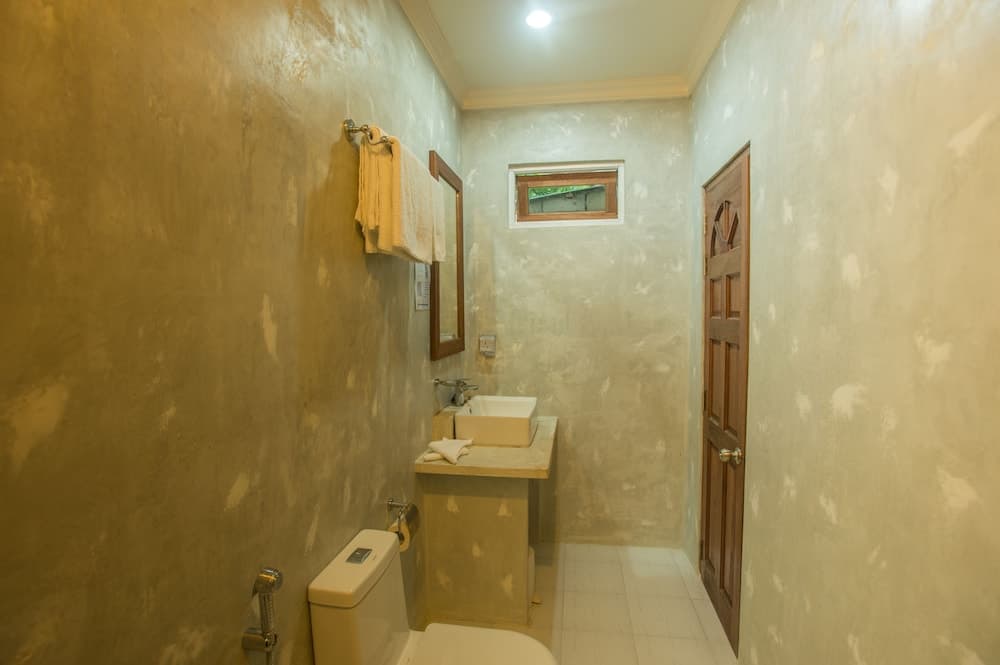 Thoddoo Retreat - View 55