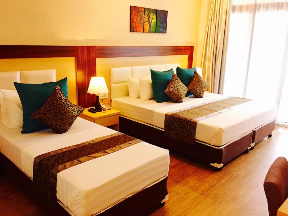 Triton Beach Hotel & Spa - View 11