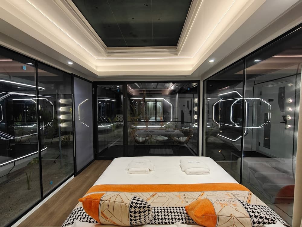 Sunny Pavilion - View 5