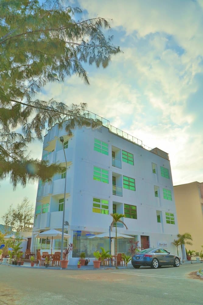 Airport Beach Hotel - View 30