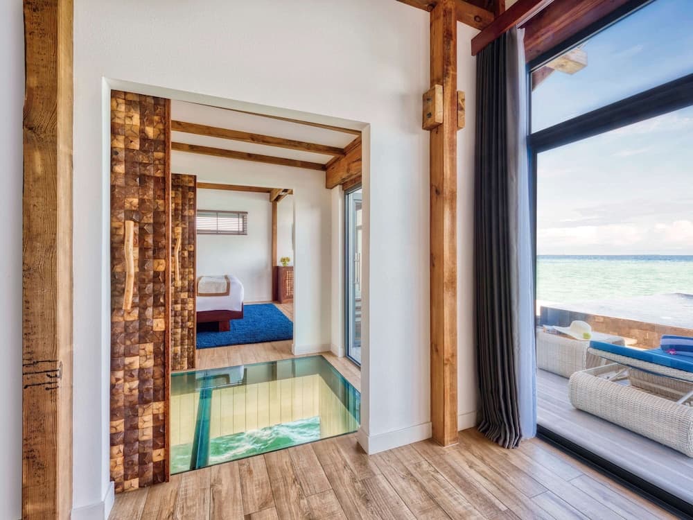 Kuredhivaru Resort & Spa Maldives - View 18