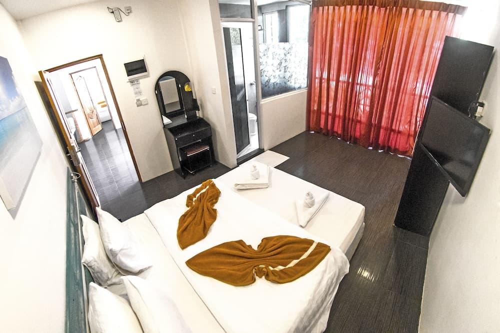 Seven Corals - View 19