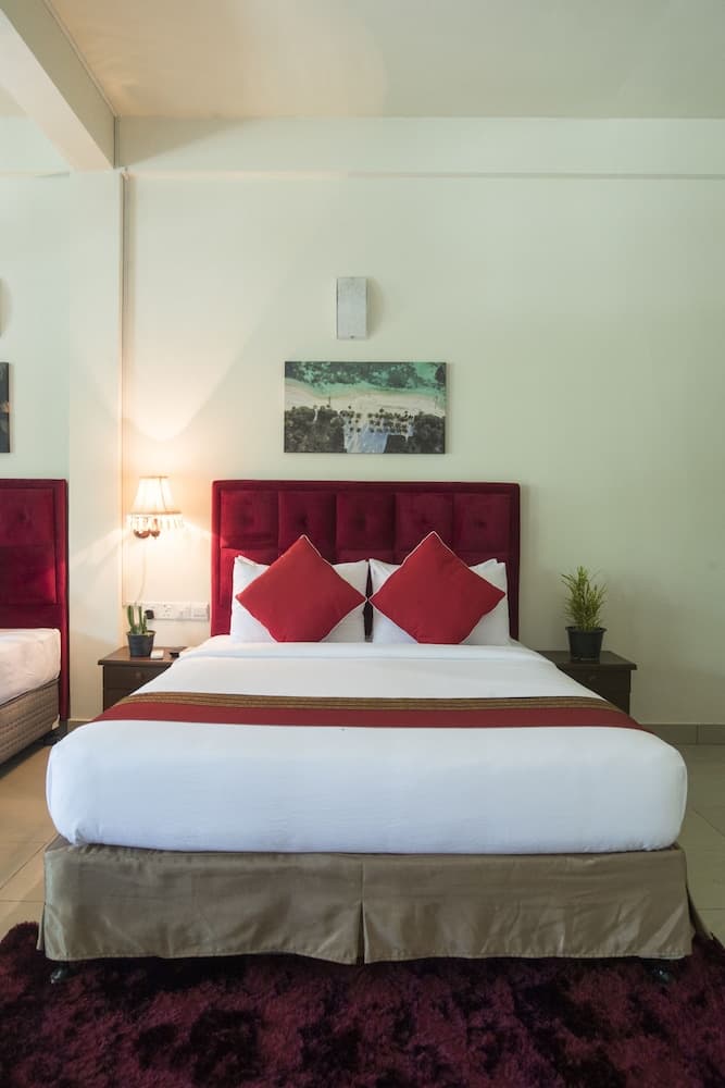 Global Residence - View 7