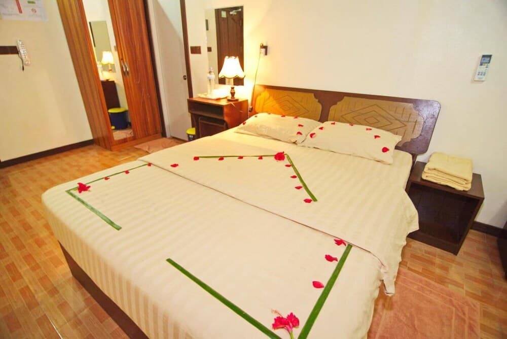 Kuri Beach View Inn - View 16