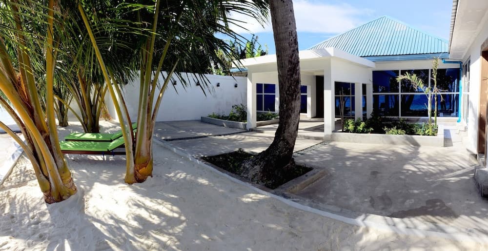 Sea Star Diving - View 1