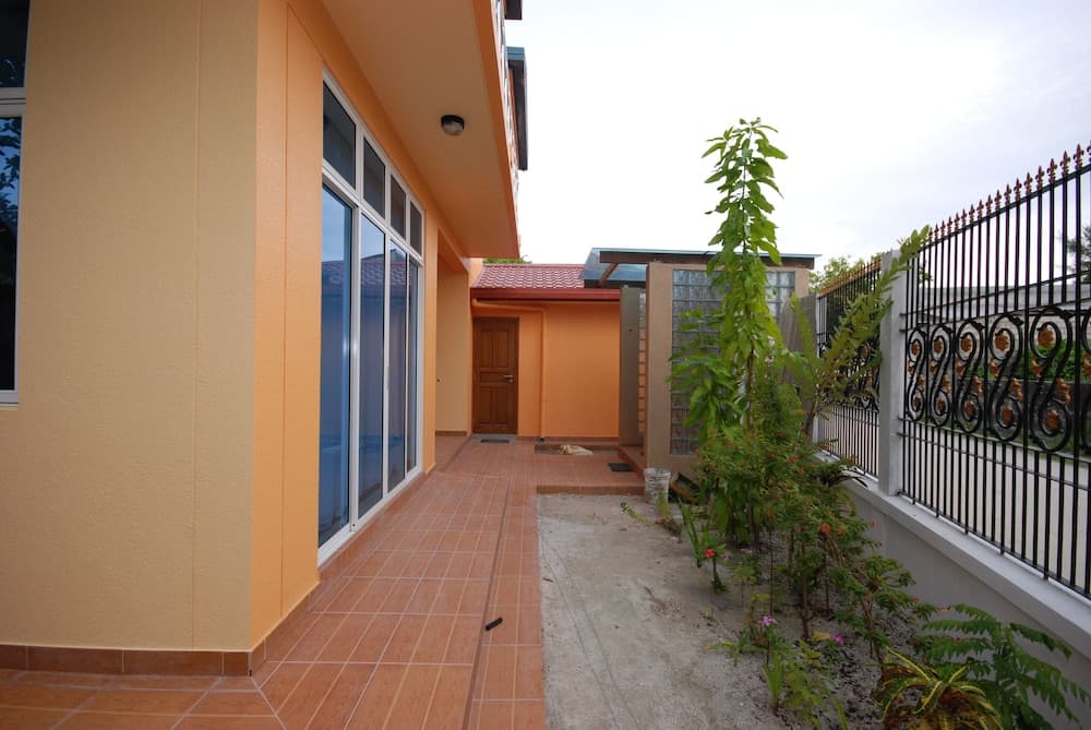 Crystal Retreat - View 2
