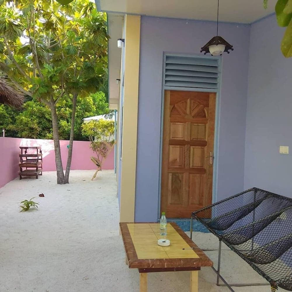 Veyvah Inn Maldives - View 20