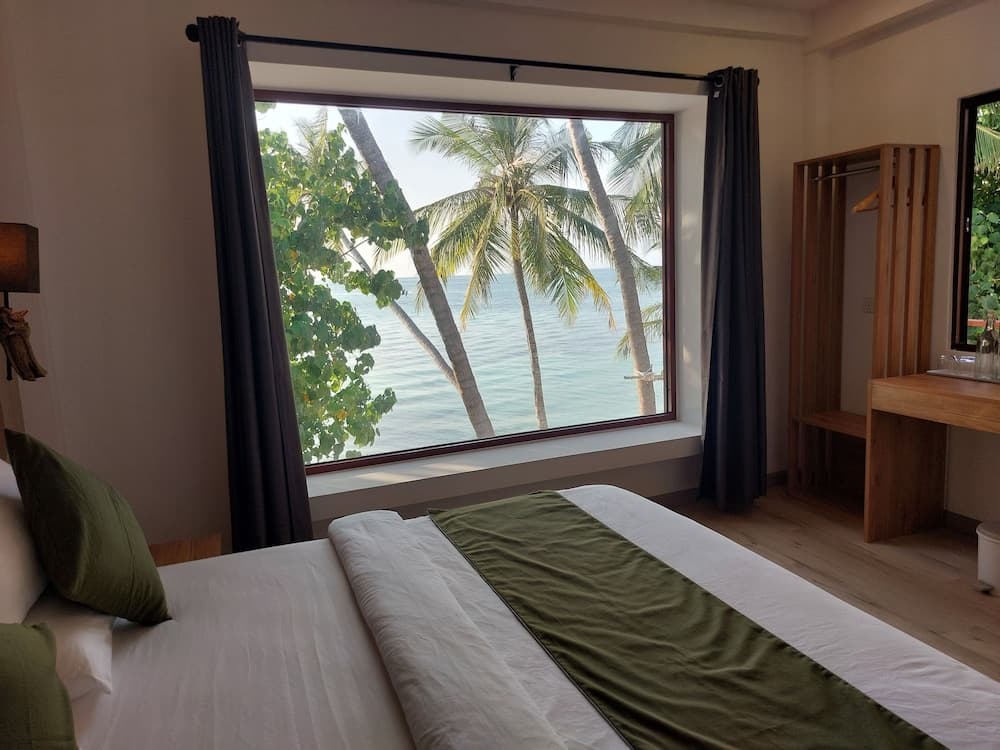 Comfy Cool Breeze by eMzaz - View 3