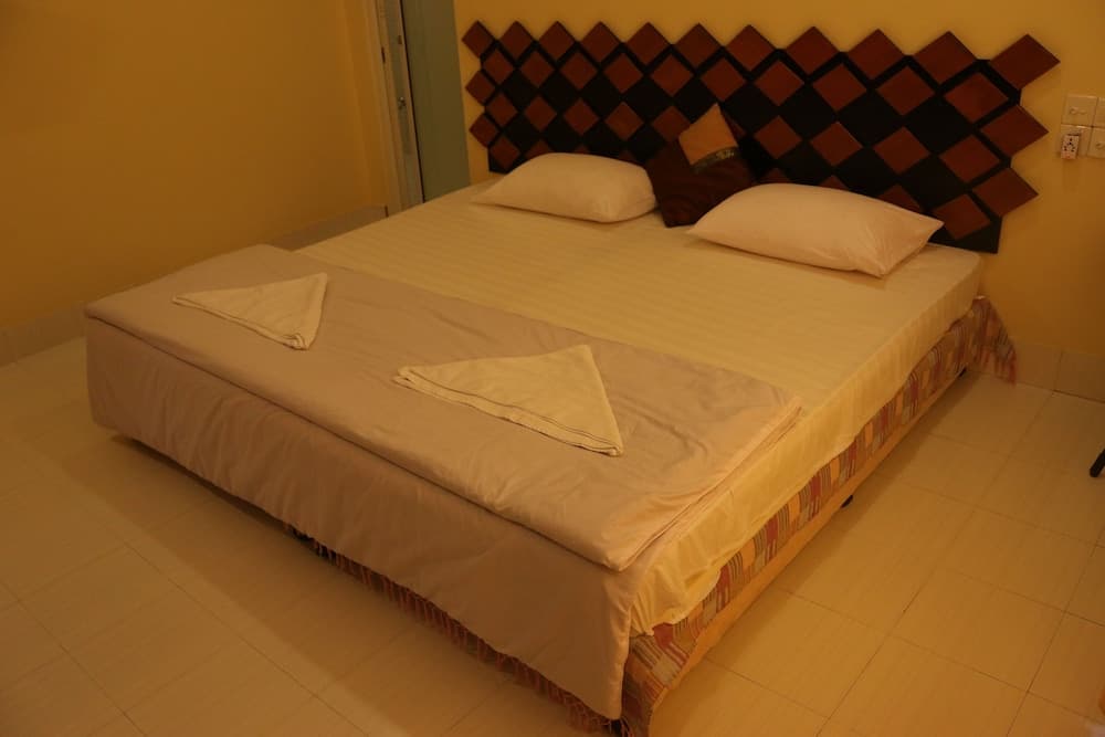 Ras Beach Inn - View 18