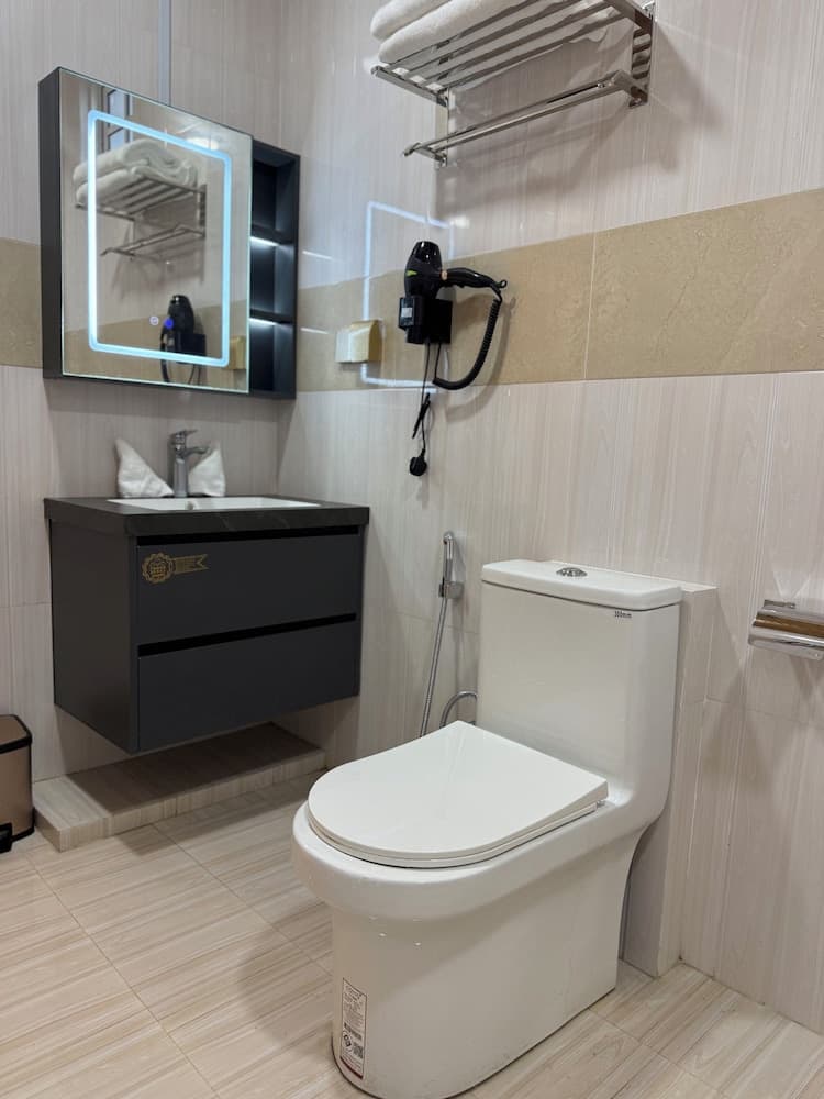 Breeze Haven Surf Retreat - View 28