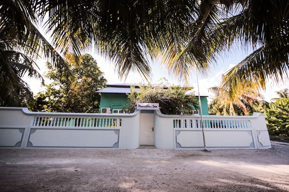 Huvadhoo Inn - View 1