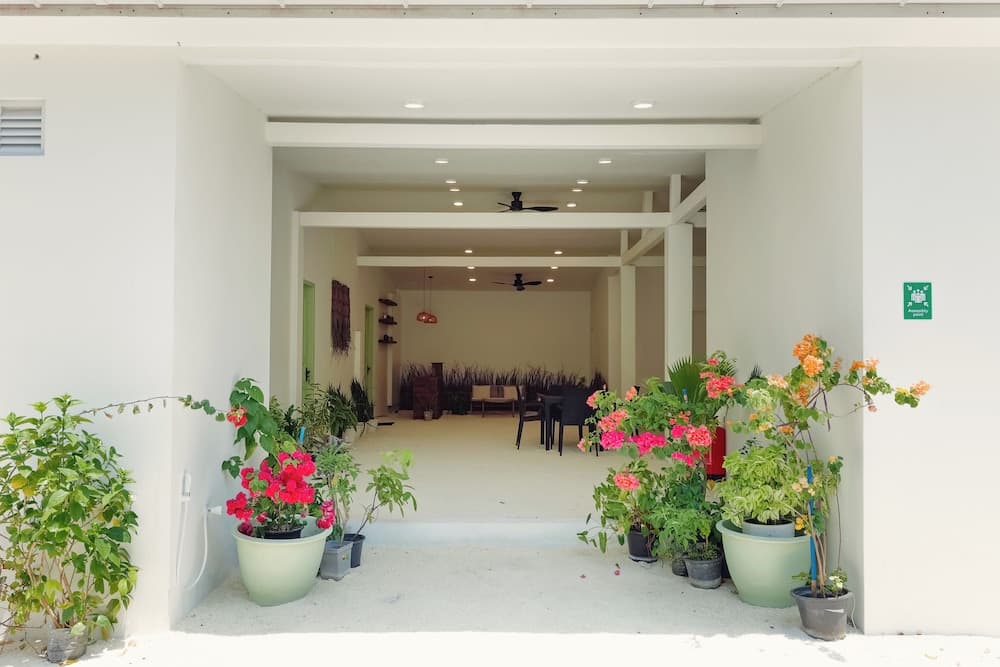 Azul Retreat - View 4
