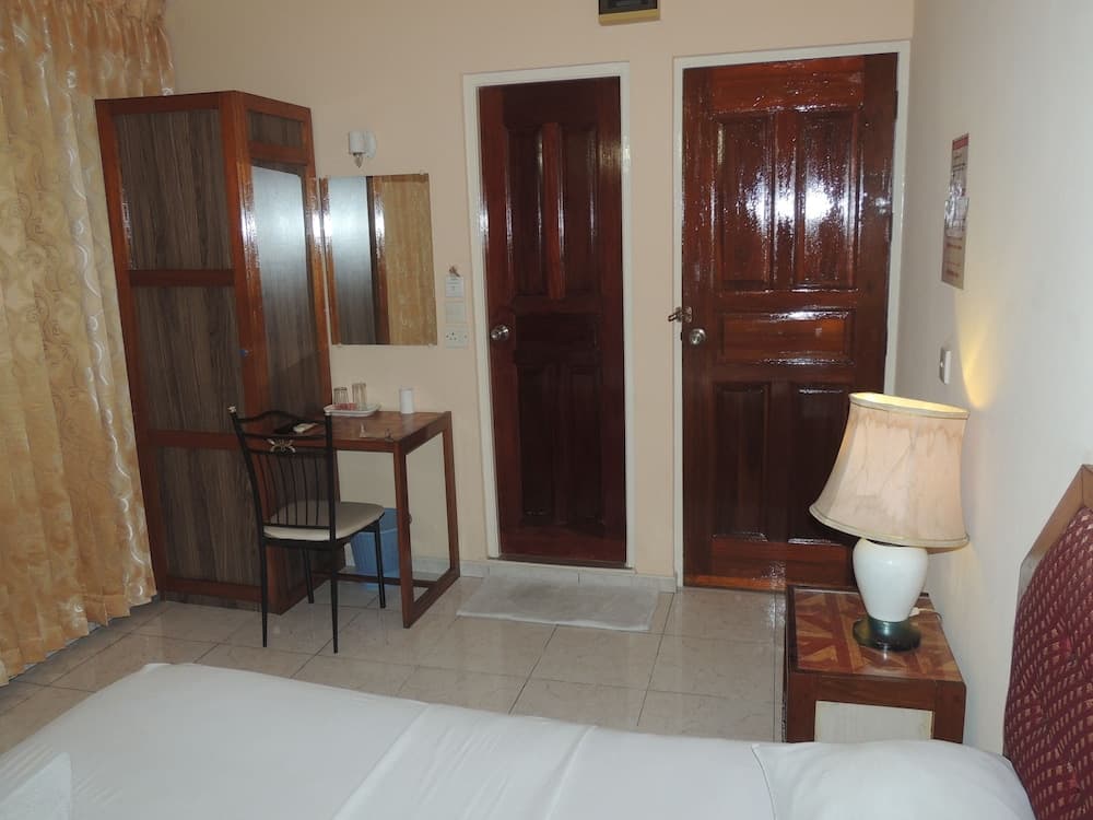 Off Day Inn Hotel - View 20