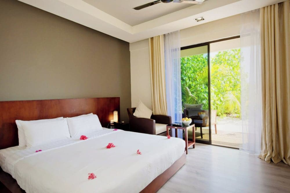 Eriyadu Island Resort - View 4