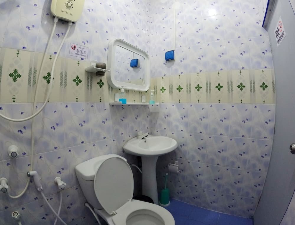 Adroit Beach Inn - View 134