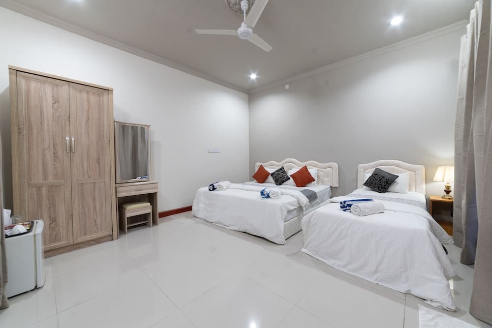 Ukulhas Beach Inn - View 99