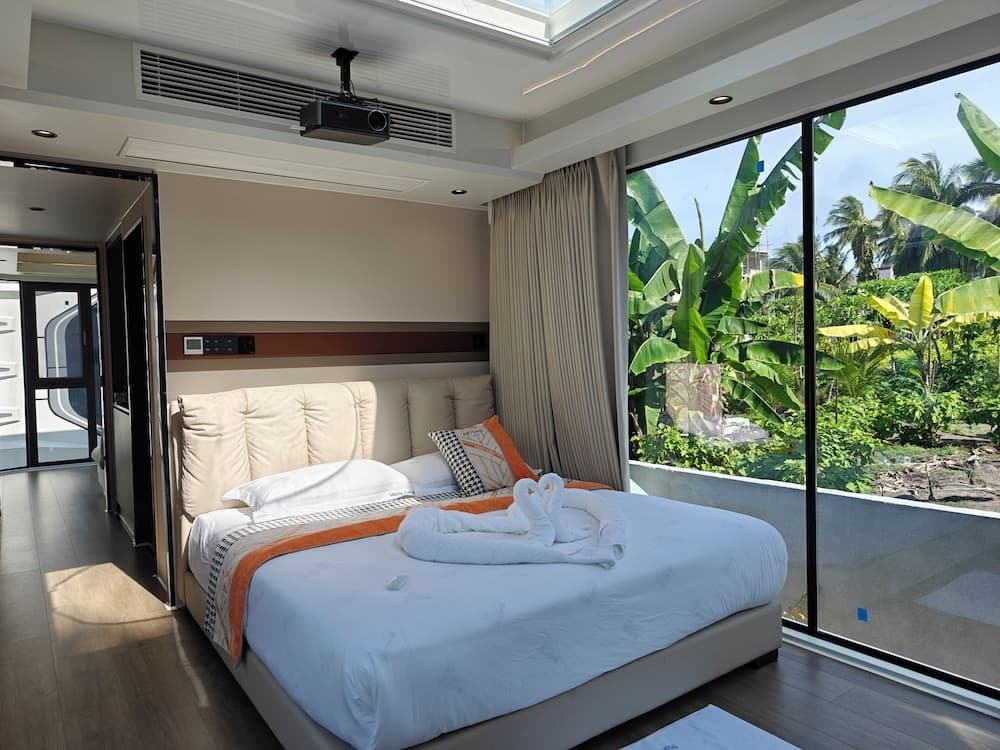 Sunny Pavilion - View 8