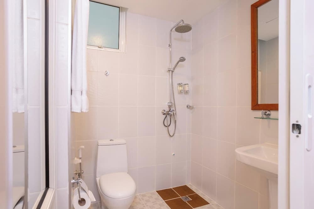 Express Inn - View 9