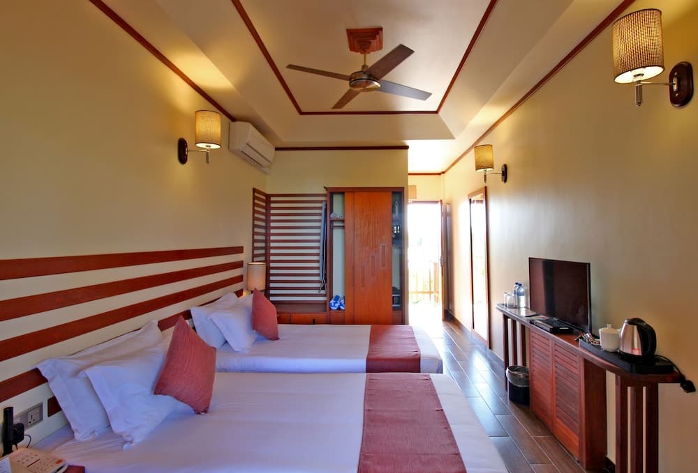 Araamu Hotels Maldives - View 91
