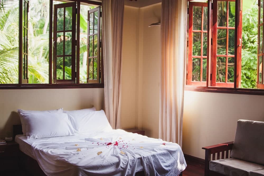 Gurahaana Guest House - View 1