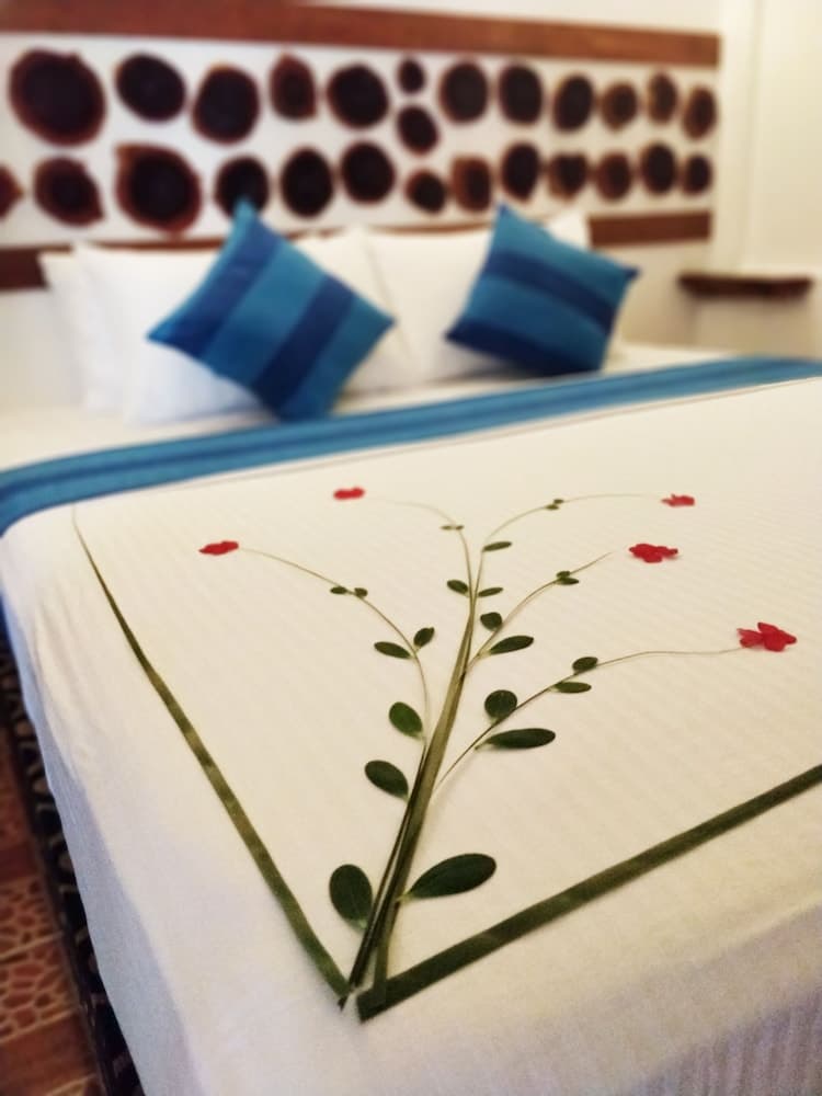 Alkina Lodge - View 1