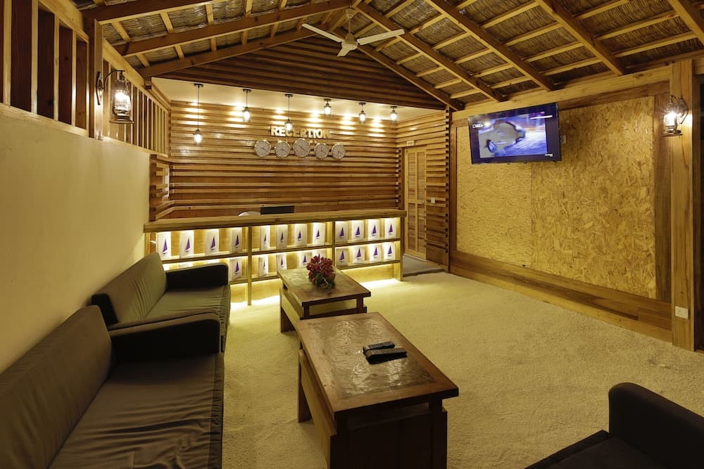 Shallow Lagoon Rasdhoo - View 17