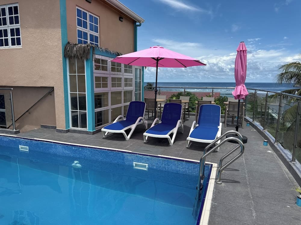 Breeze Haven Surf Retreat - View 9