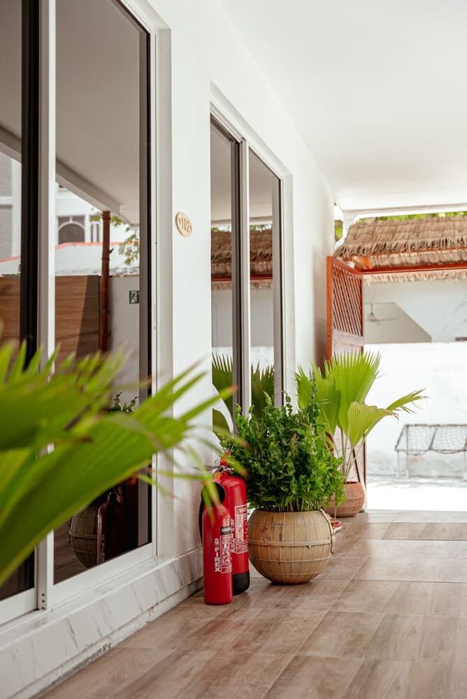 Holiday Crib - View 2