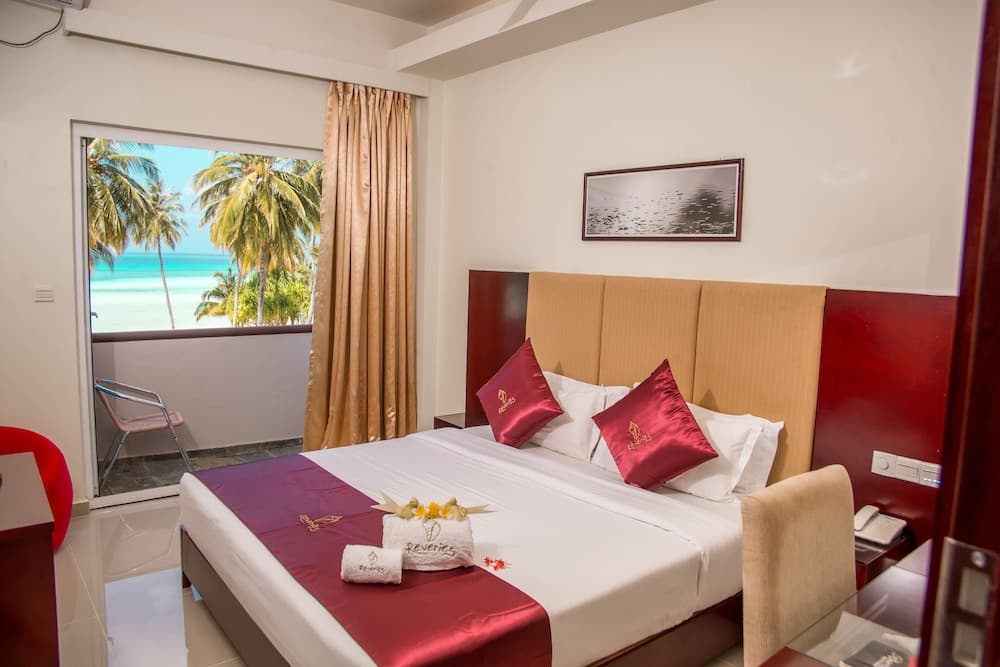 Reveries Maldives - View 10