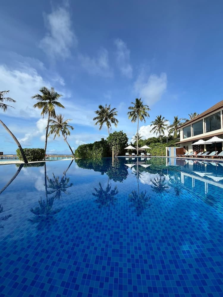 Reethi Faru Resort - View 18