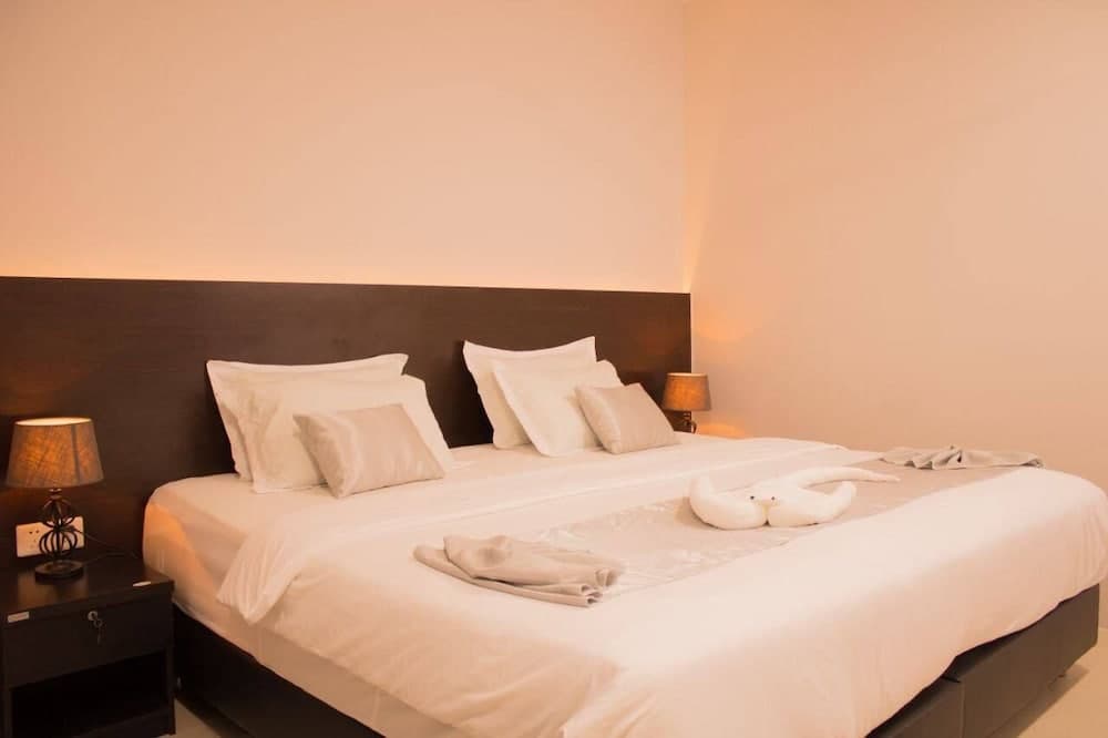 VIOLET INN - View 16