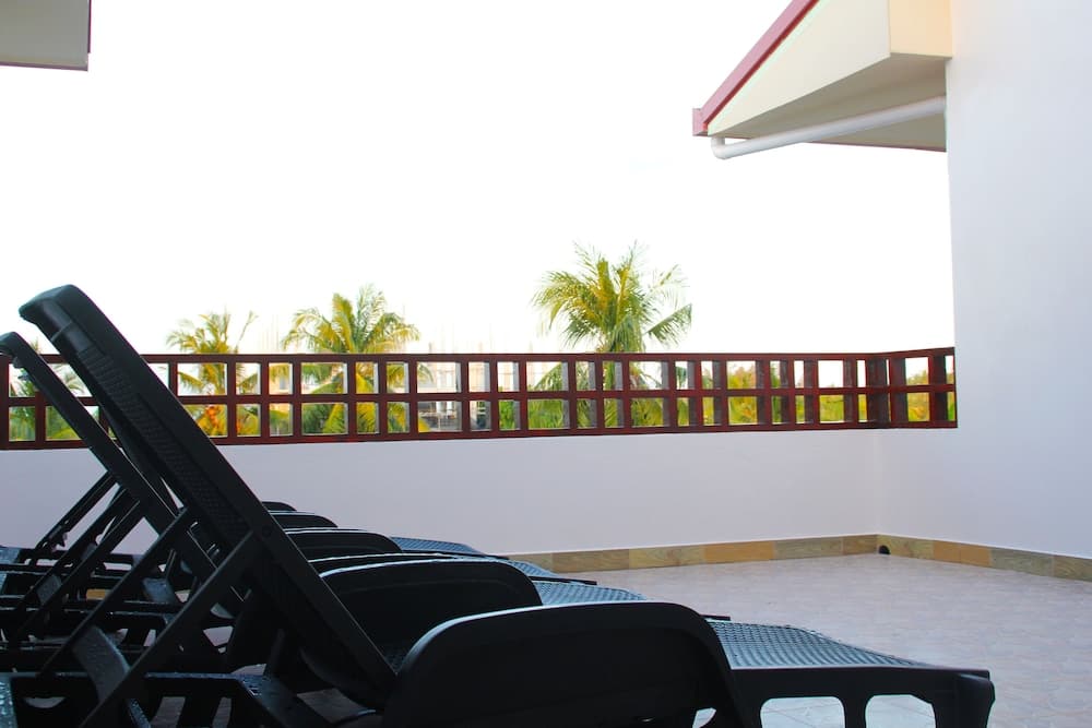 Athens View Guraidhoo - View 25