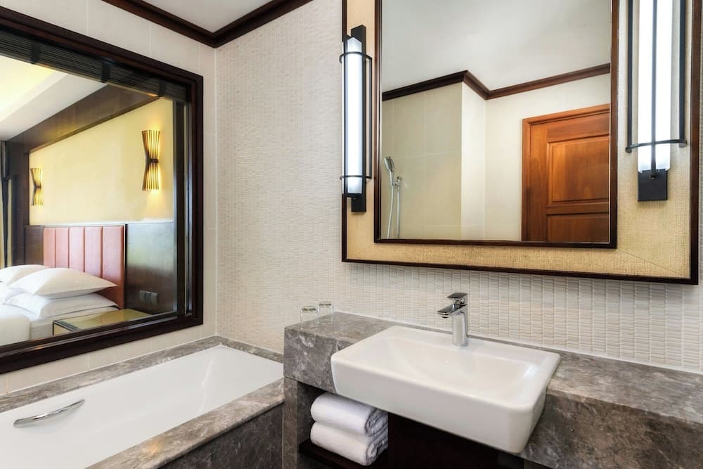 Sheraton Maldives Full Moon Resort & Spa - View 94