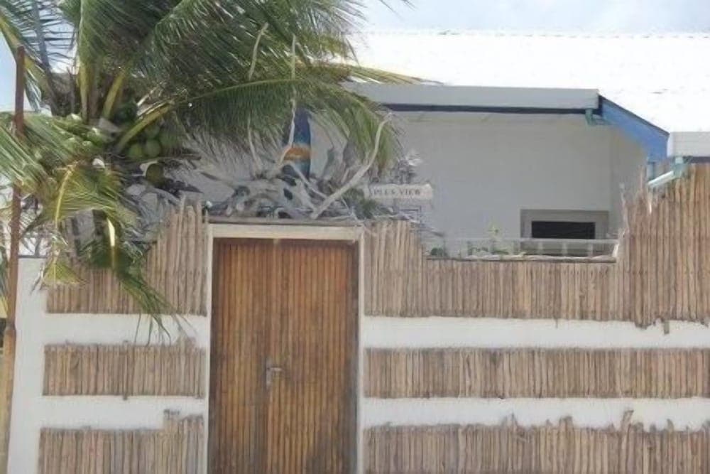 Plus View Maldives - View 1