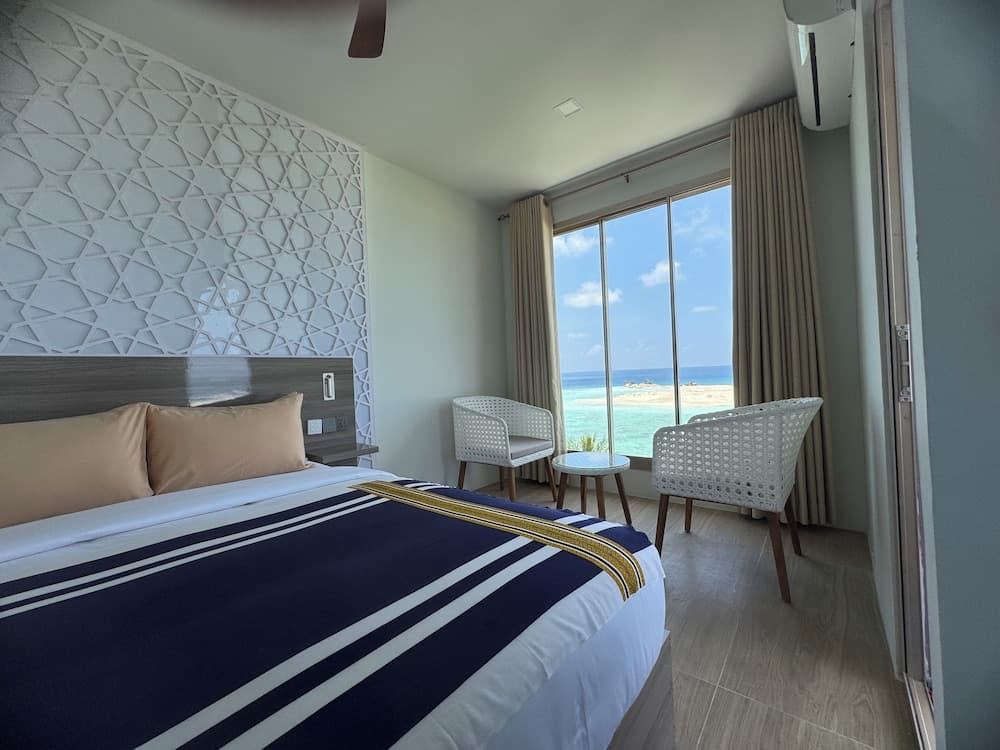 Avyanna Gulhi Beach - View 54