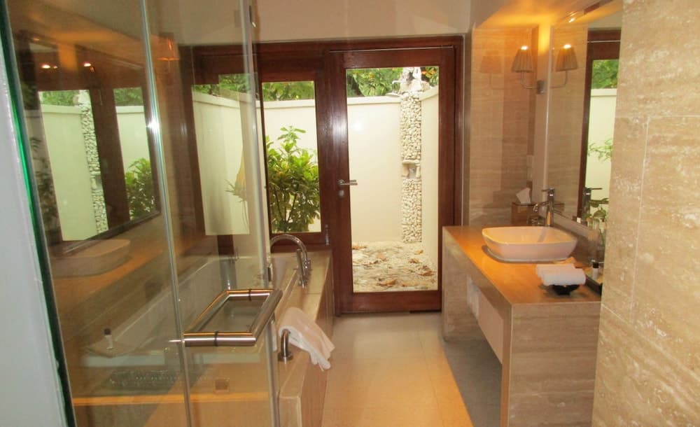 Taj Coral Reef Resort & Spa Maldives – A Premium All Inclusive Resort - View 35