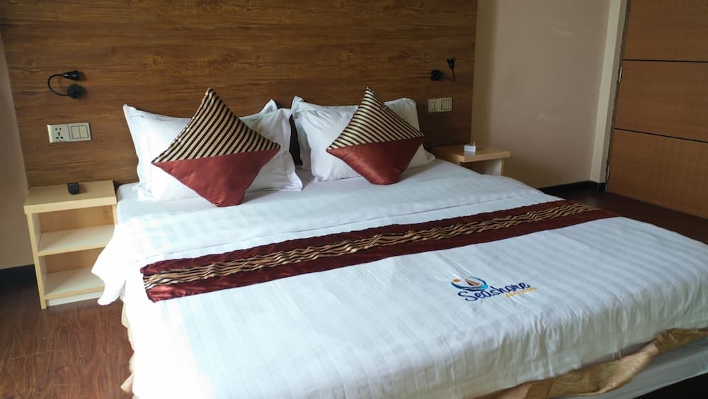 Seashore Beach Inn - View 5