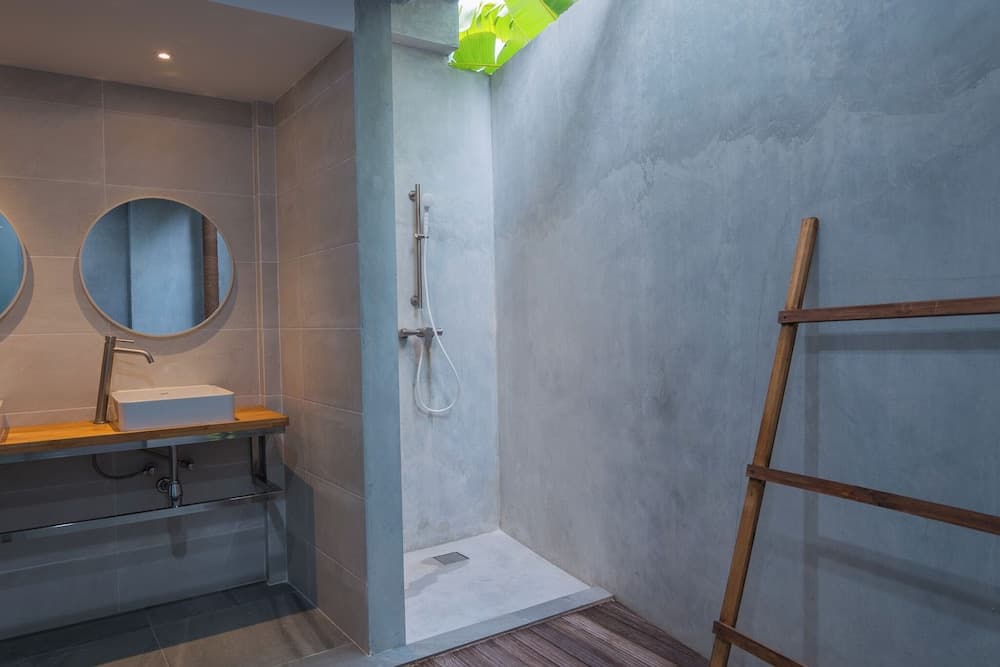 The Palm Ray - View 18