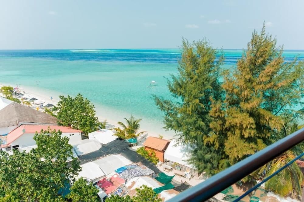 AIMI Beach, Gulhi Island, Maldives - View 14