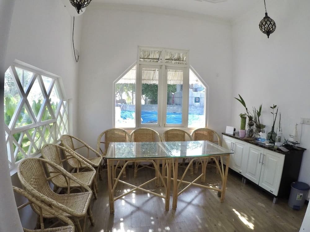 Island Side Gulhi - View 6