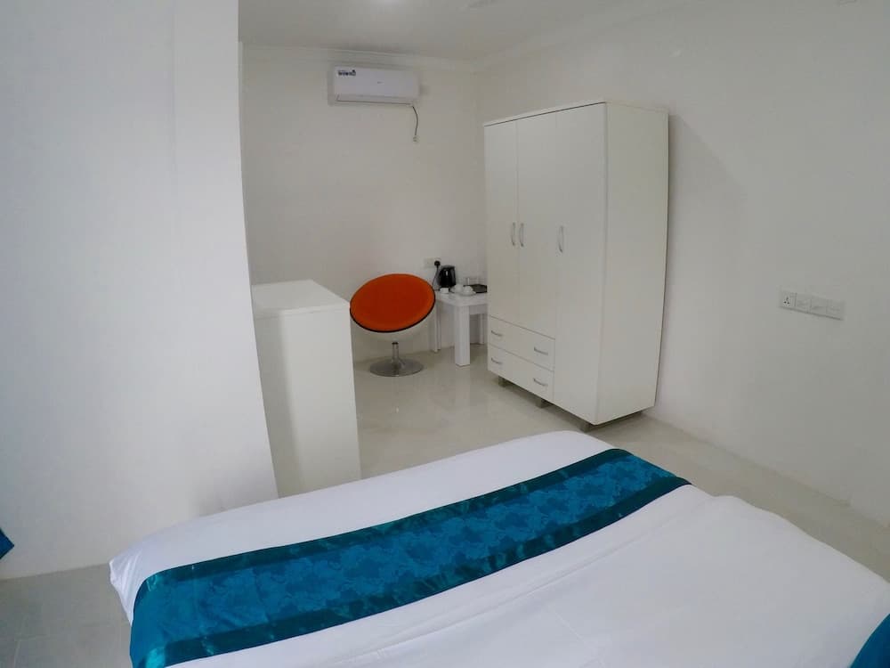 Palm Lodge - View 25