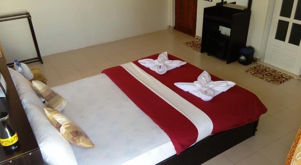 Island Cottage - View 4