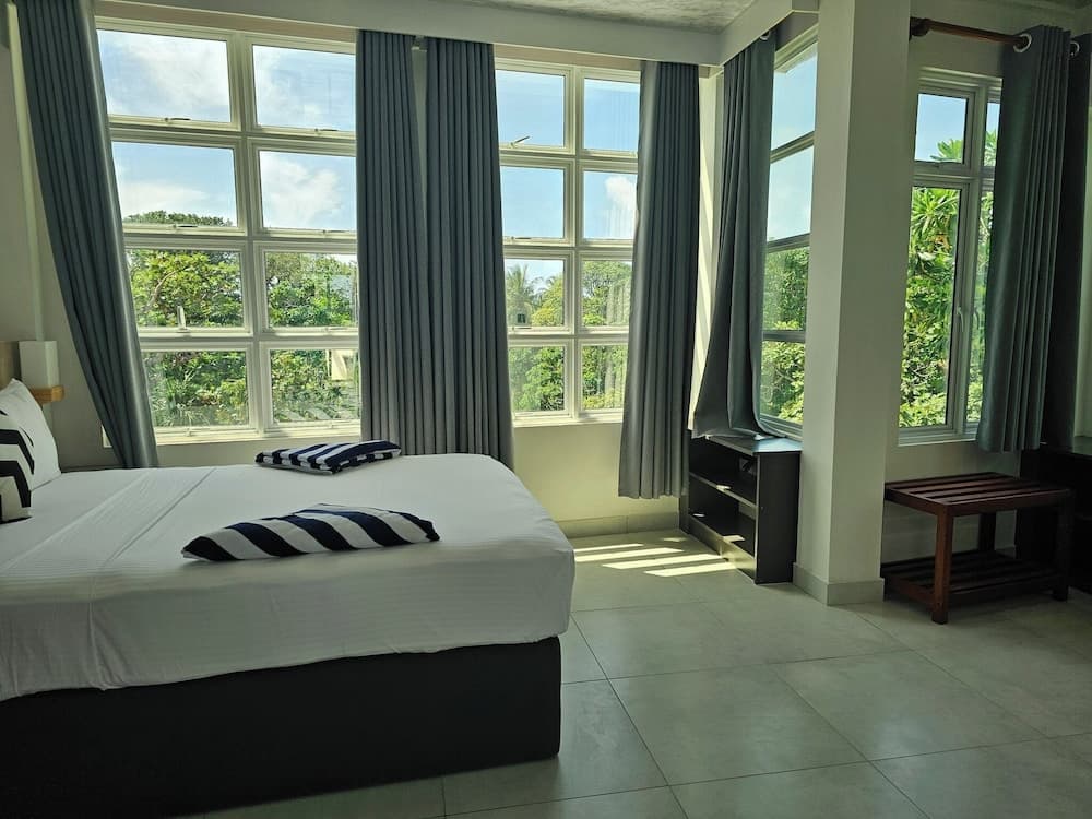 Shams Thoddoo - View 26