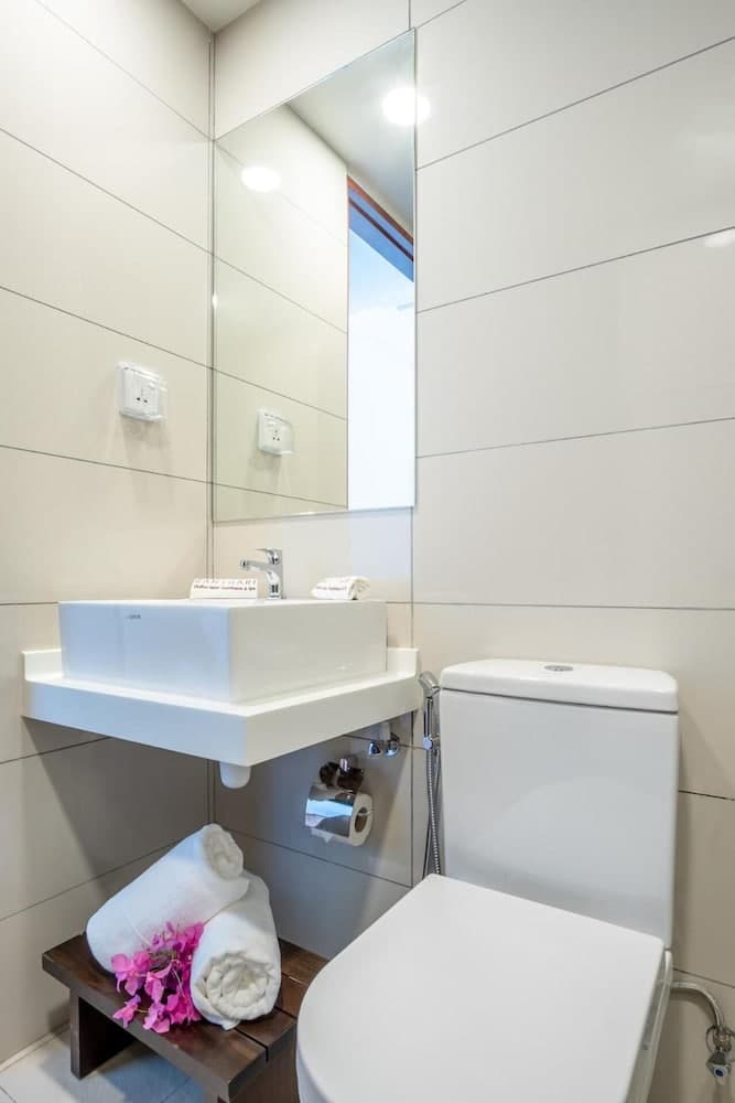 Ranthari Hotel and Spa Ukulhas Maldives - View 36